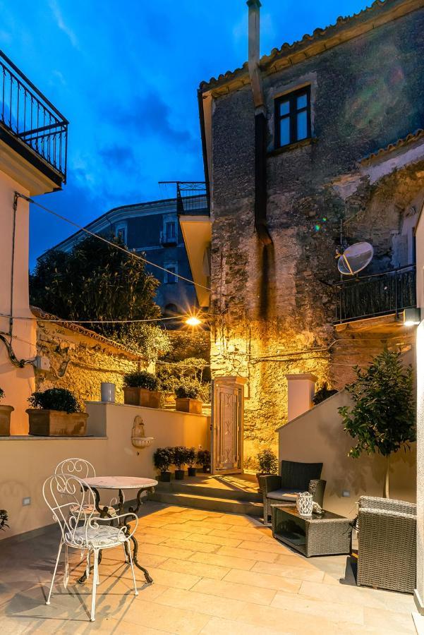 Bed and Breakfast De Gulia Charme&Relax Castellabate Exterior foto